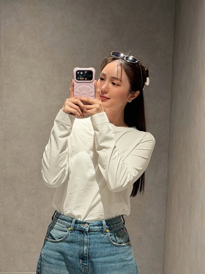 บัว - นลินทิพย์ สกุลอ่องอำไพ