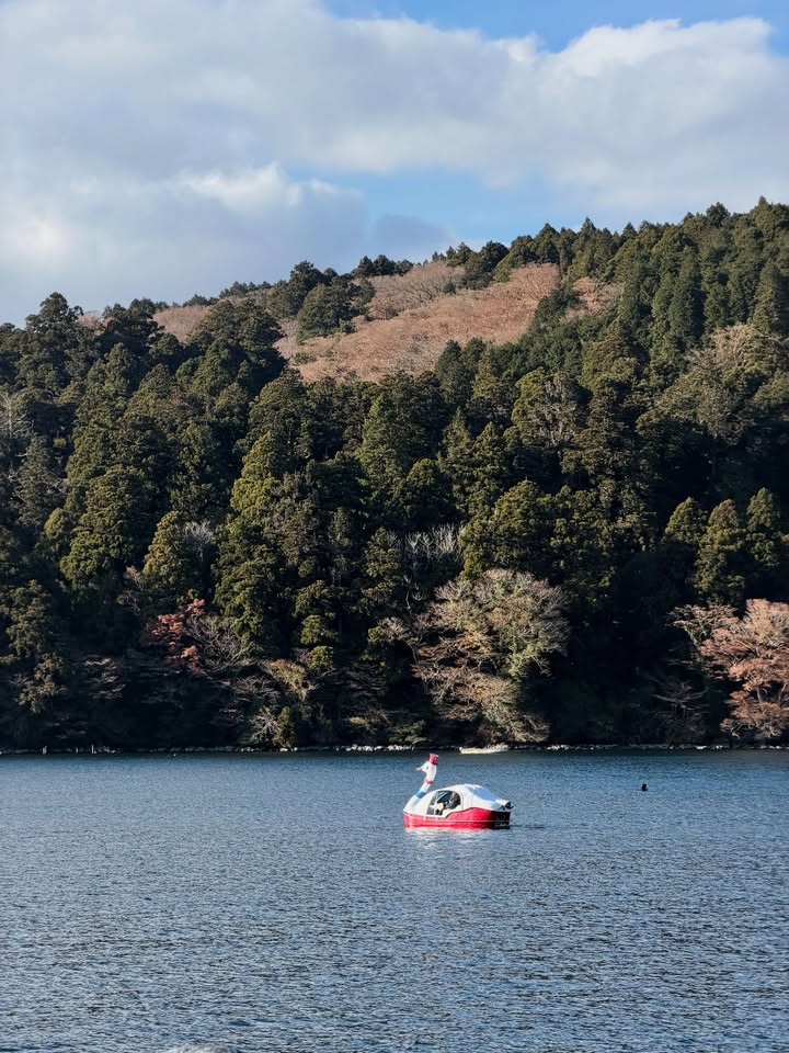 บัว - นลินทิพย์ สกุลอ่องอำไพ