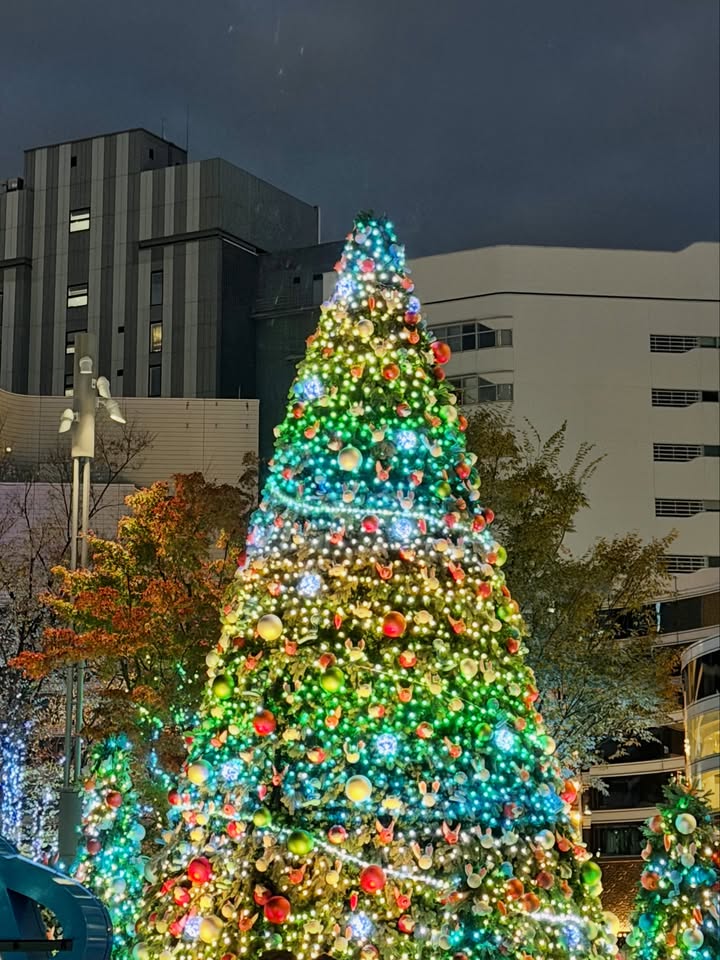 บัว - นลินทิพย์ สกุลอ่องอำไพ
