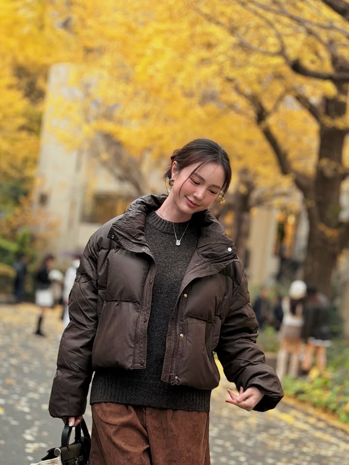 บัว - นลินทิพย์ สกุลอ่องอำไพ