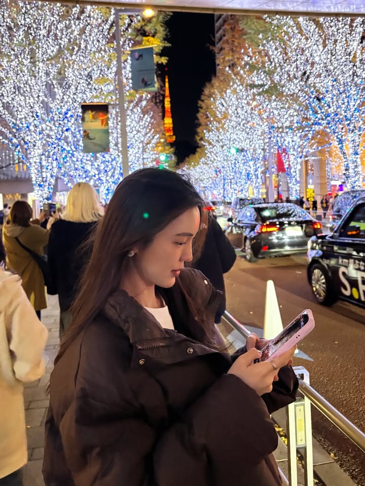 บัว - นลินทิพย์ สกุลอ่องอำไพ