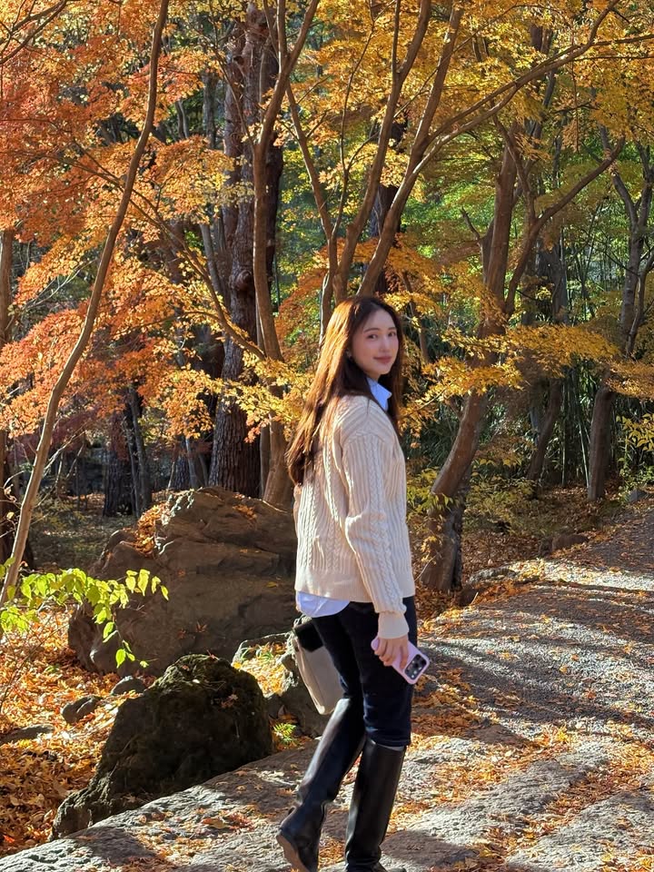 บัว - นลินทิพย์ สกุลอ่องอำไพ