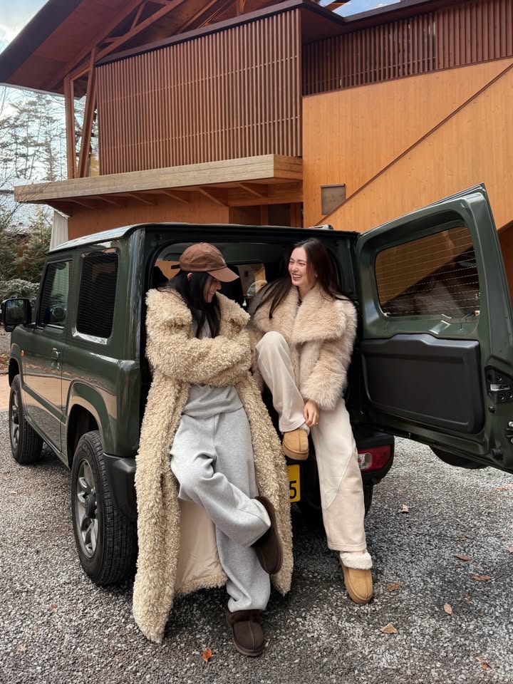 บัว - นลินทิพย์ สกุลอ่องอำไพ