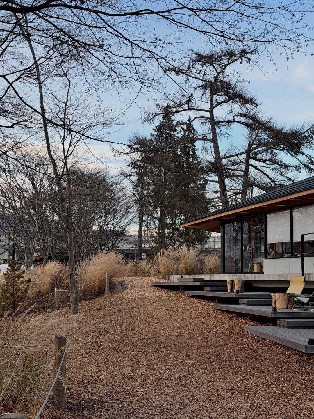 บัว - นลินทิพย์ สกุลอ่องอำไพ