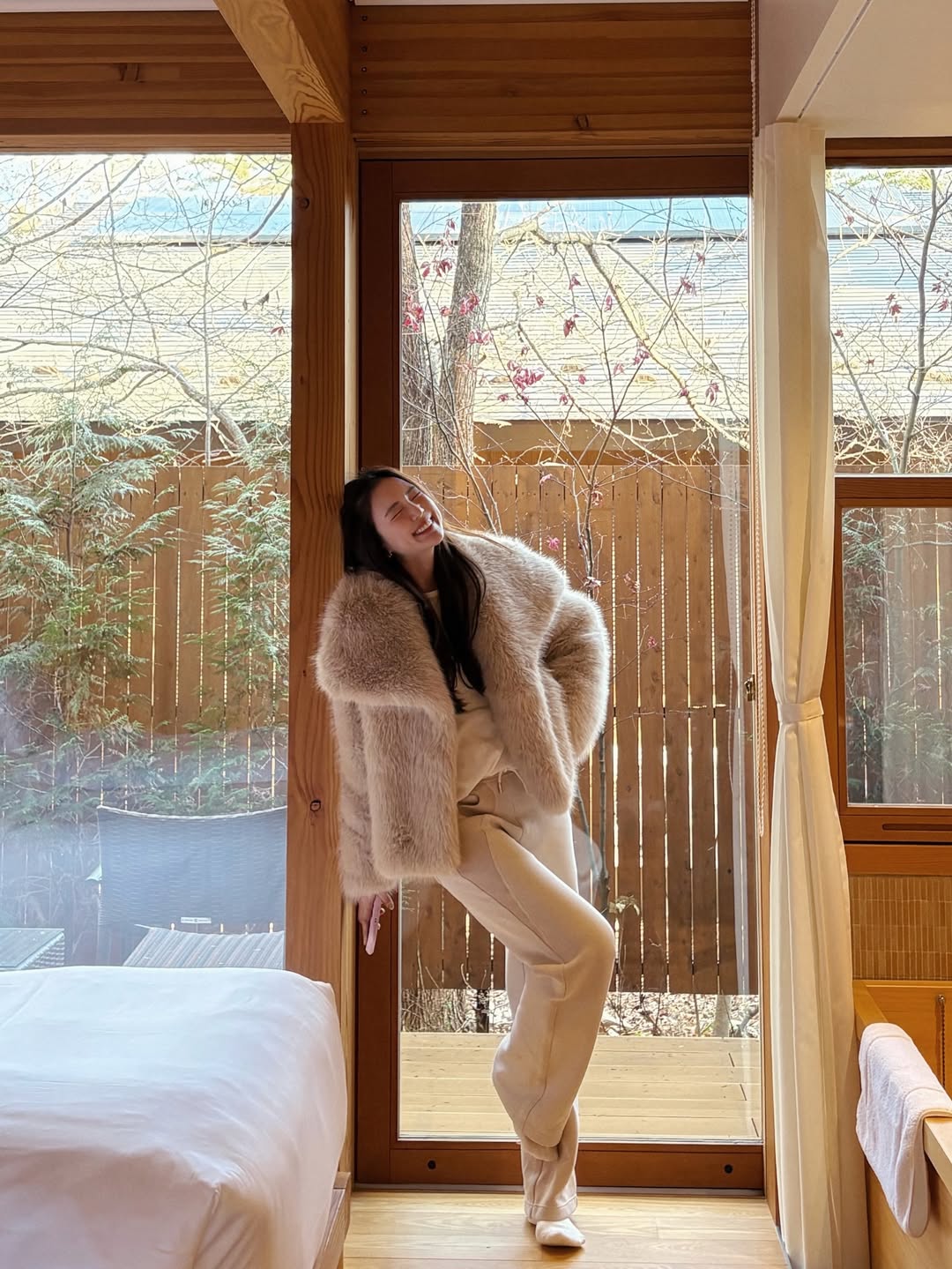 บัว - นลินทิพย์ สกุลอ่องอำไพ