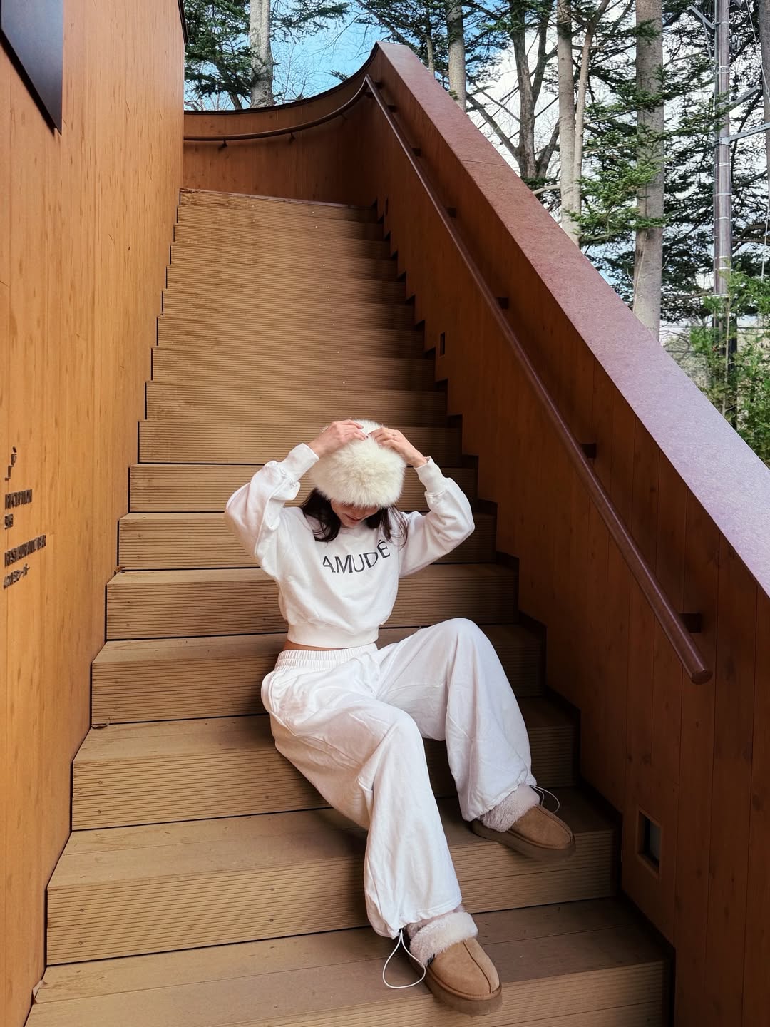 บัว - นลินทิพย์ สกุลอ่องอำไพ