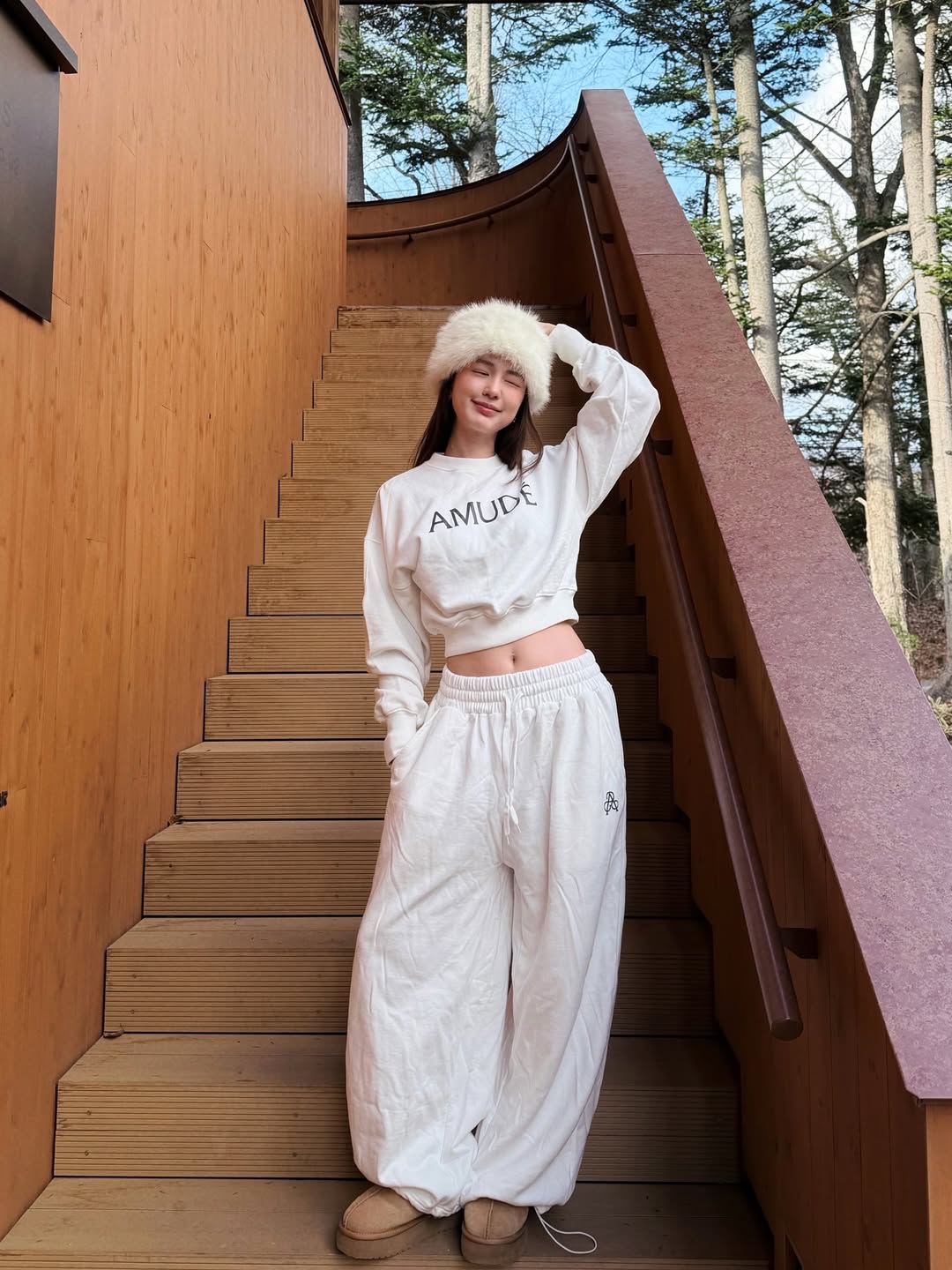 บัว - นลินทิพย์ สกุลอ่องอำไพ