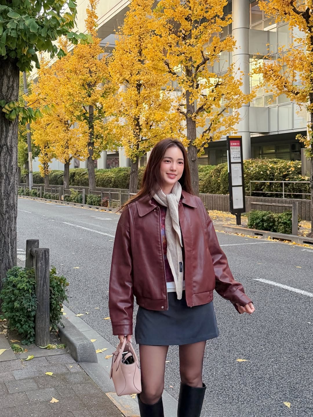 บัว - นลินทิพย์ สกุลอ่องอำไพ