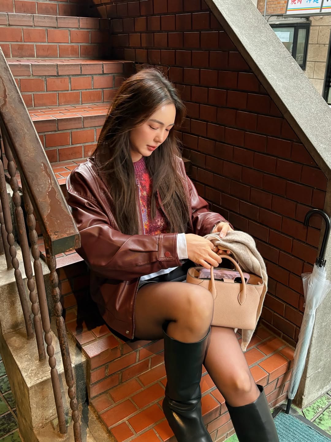 บัว - นลินทิพย์ สกุลอ่องอำไพ