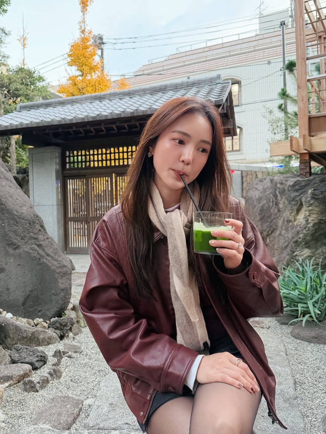 บัว - นลินทิพย์ สกุลอ่องอำไพ