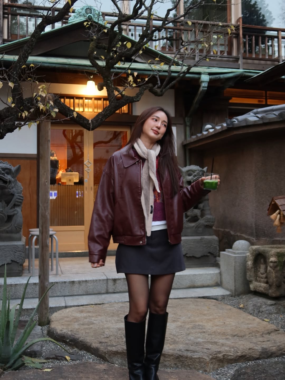 บัว - นลินทิพย์ สกุลอ่องอำไพ