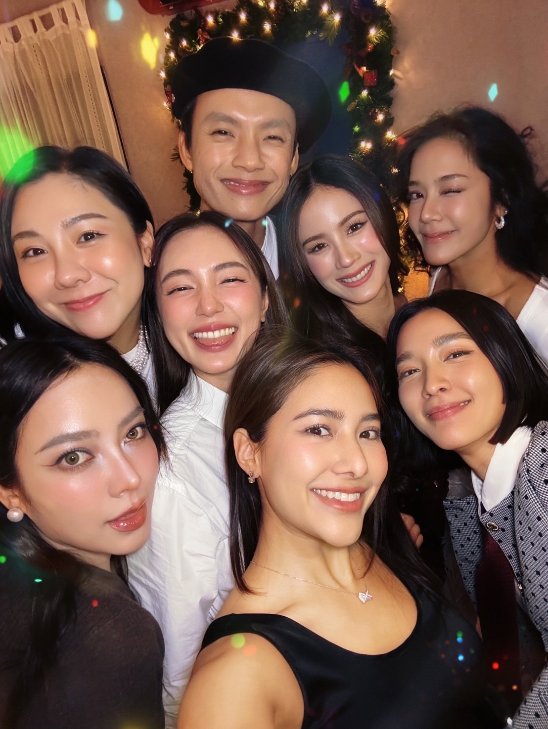 บัว - นลินทิพย์ สกุลอ่องอำไพ