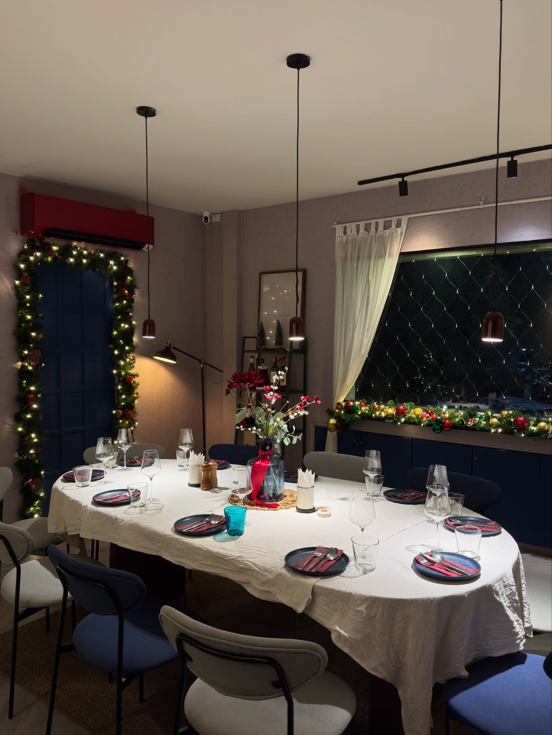 บัว - นลินทิพย์ สกุลอ่องอำไพ