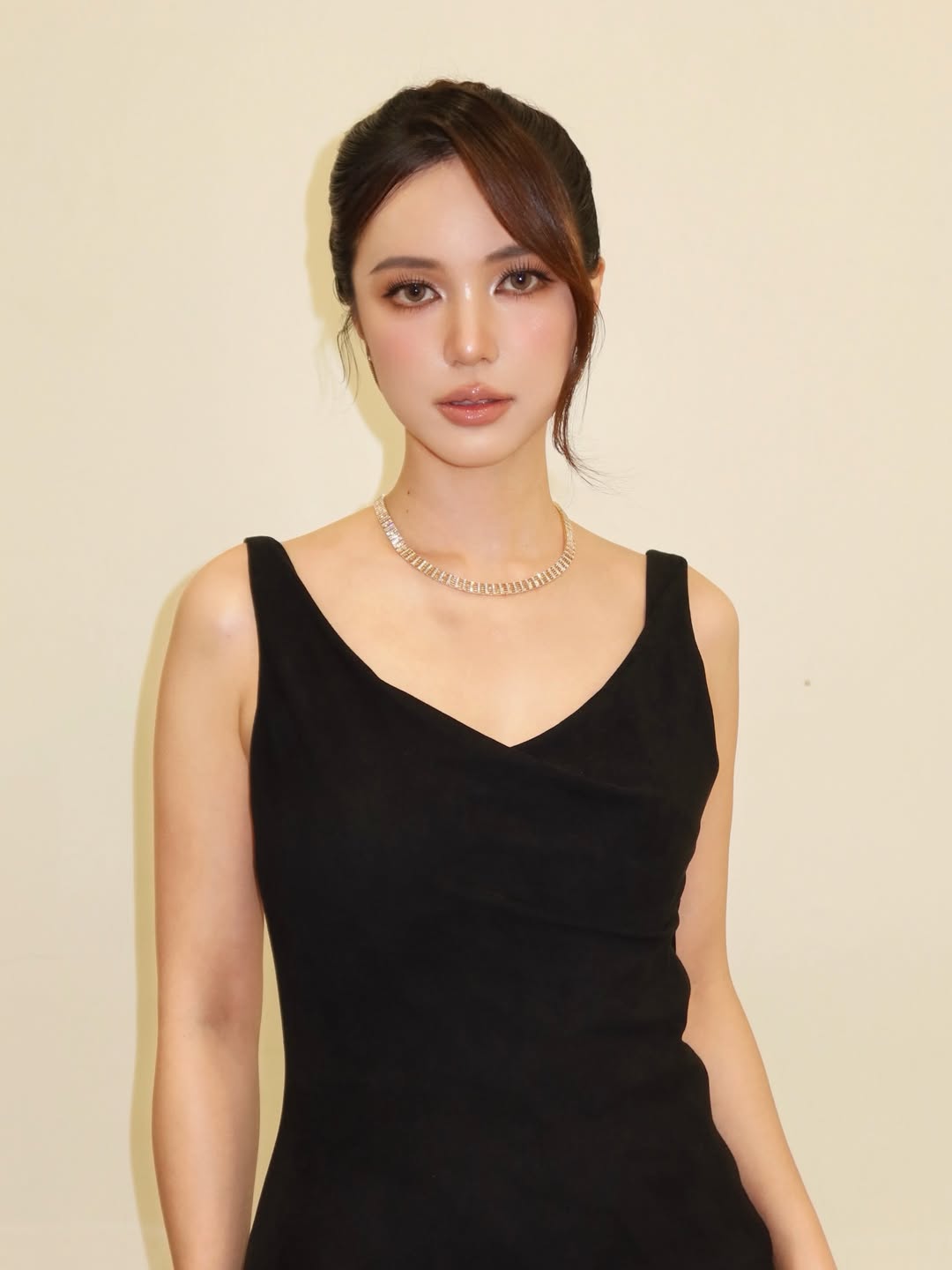 บัว - นลินทิพย์ สกุลอ่องอำไพ