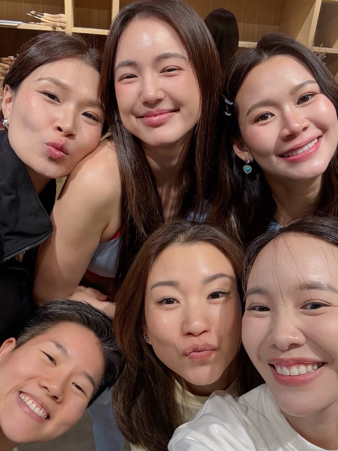 บัว - นลินทิพย์ สกุลอ่องอำไพ