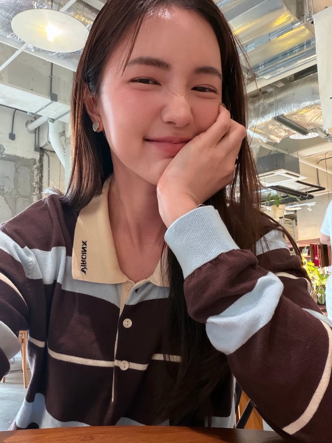 บัว - นลินทิพย์ สกุลอ่องอำไพ