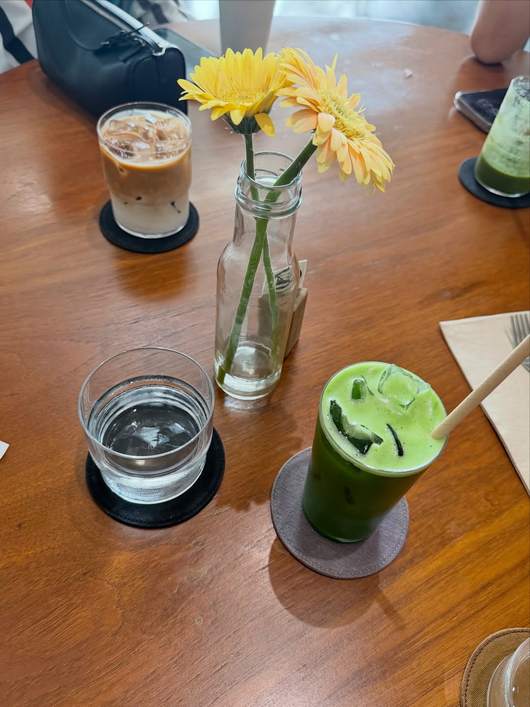 บัว - นลินทิพย์ สกุลอ่องอำไพ