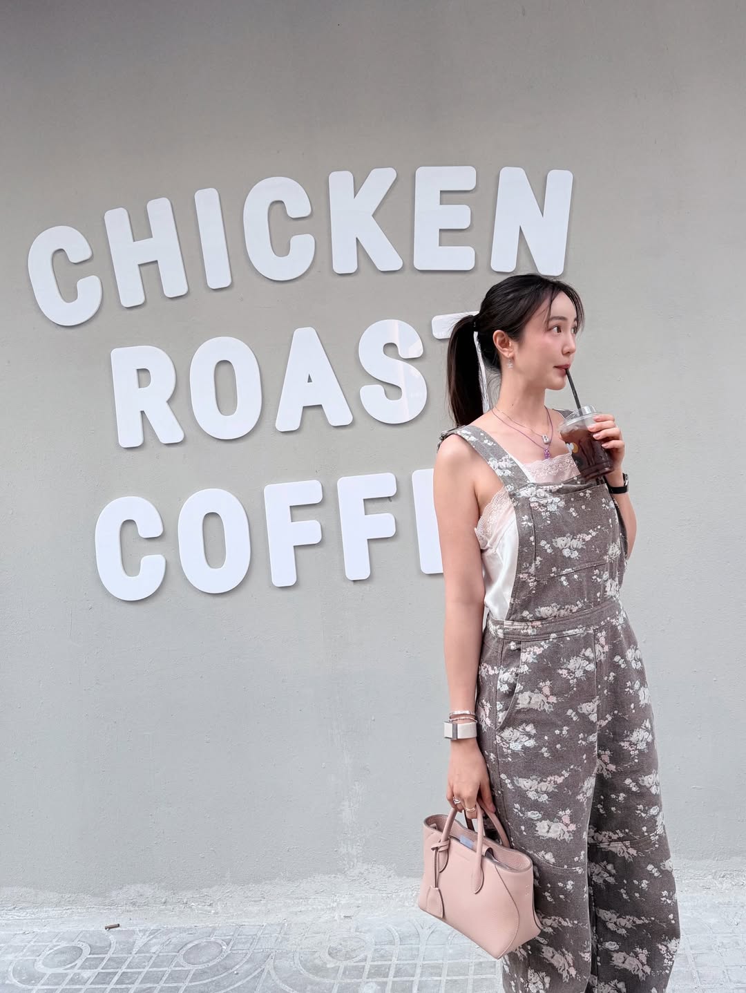 บัว - นลินทิพย์ สกุลอ่องอำไพ