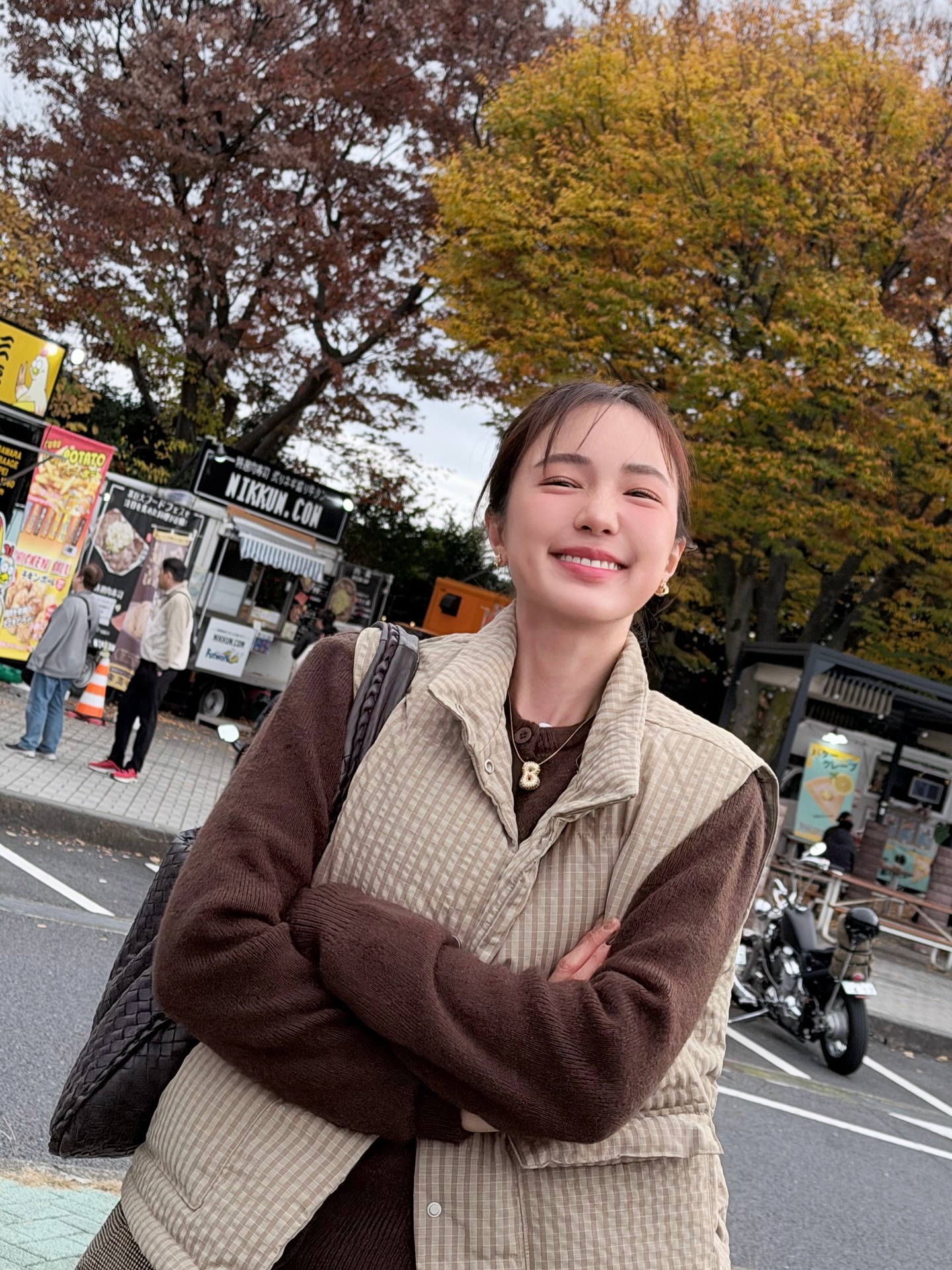 บัว - นลินทิพย์ สกุลอ่องอำไพ