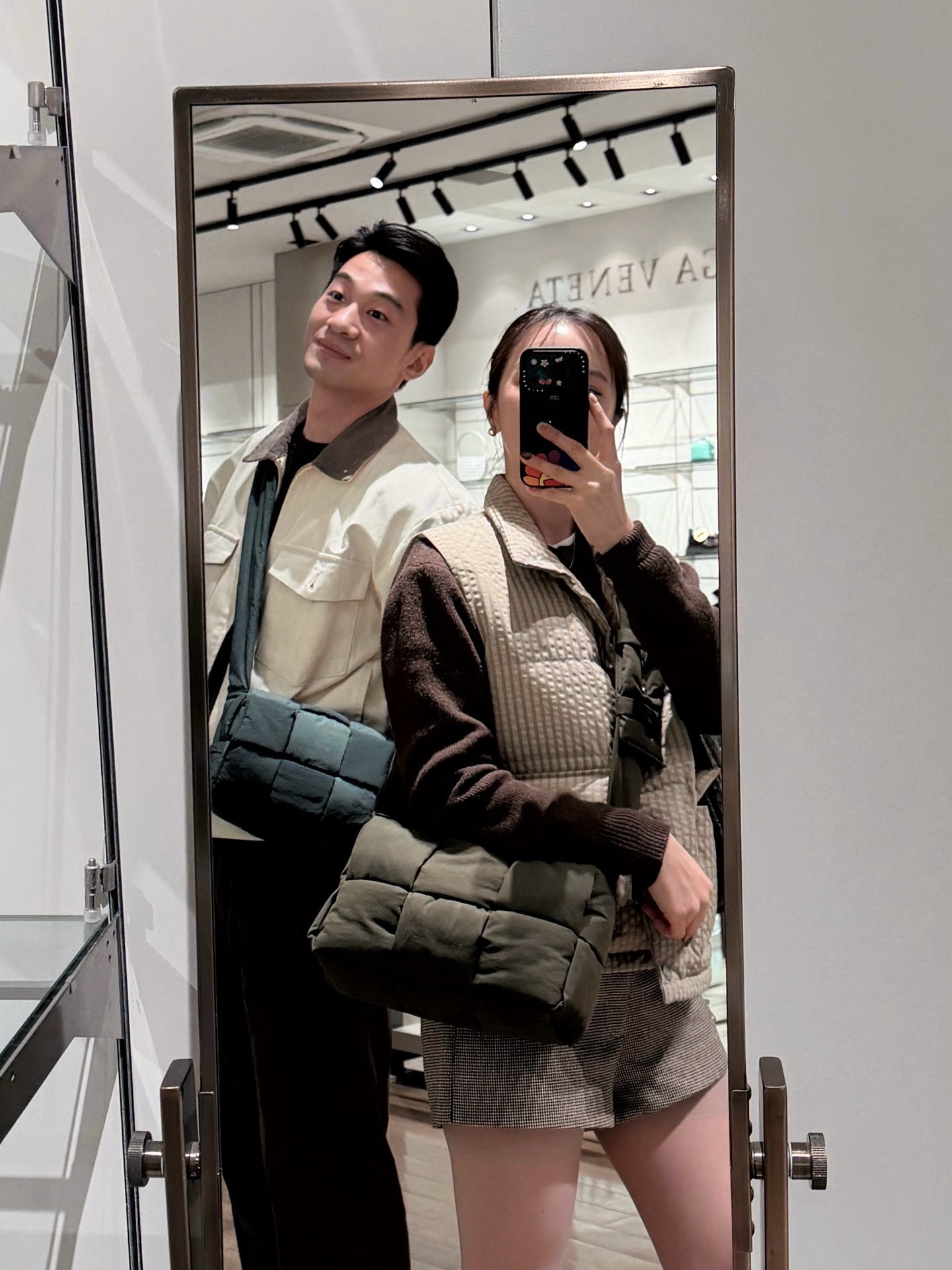 บัว - นลินทิพย์ สกุลอ่องอำไพ