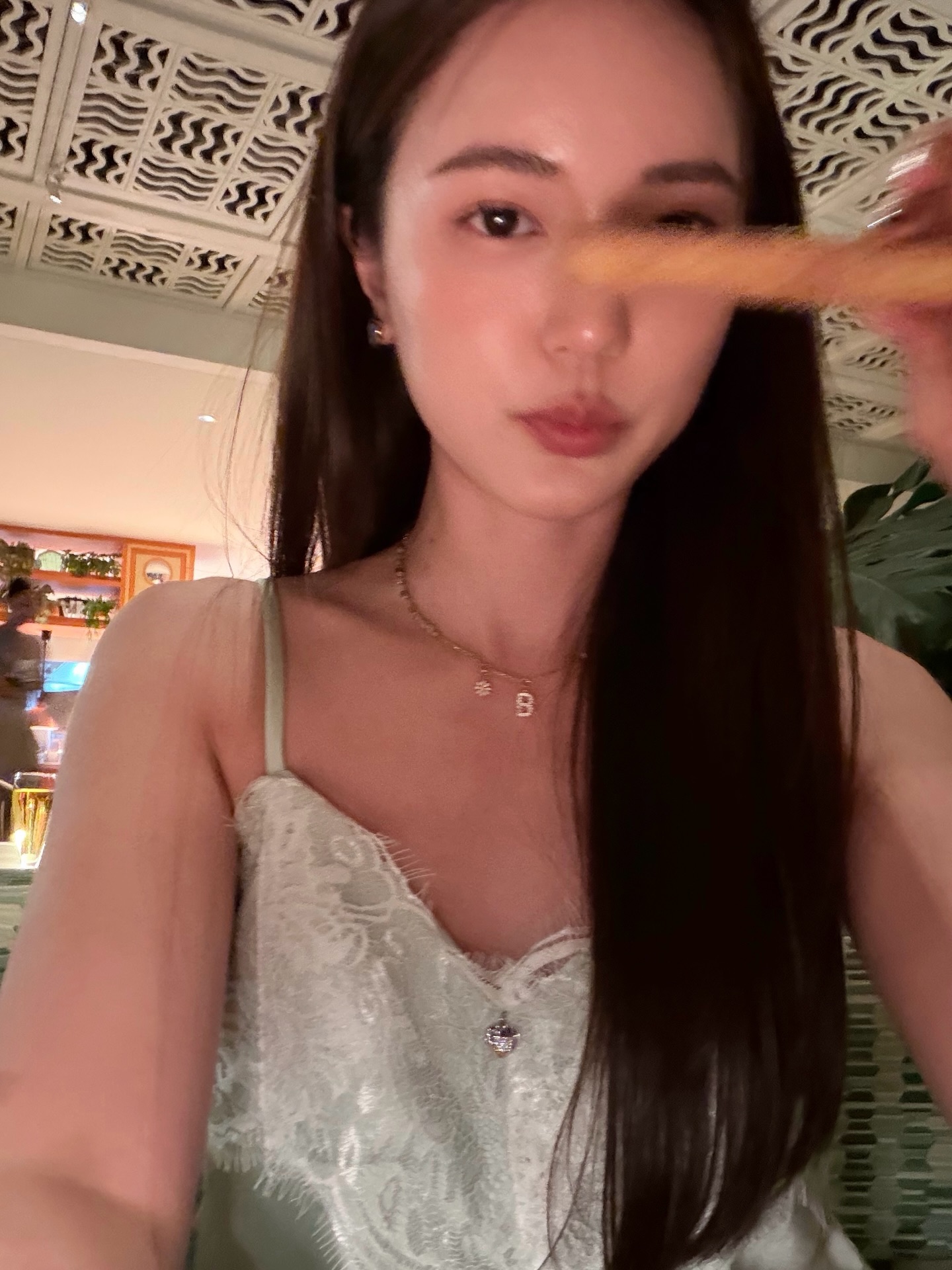 บัว - นลินทิพย์ สกุลอ่องอำไพ