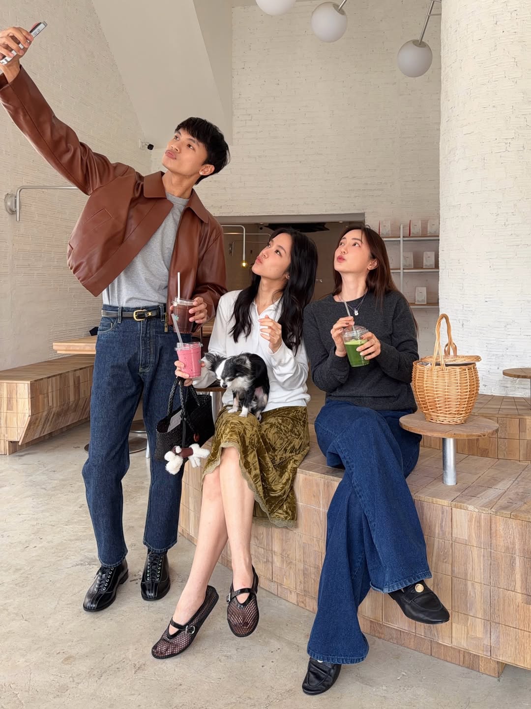 บัว - นลินทิพย์ สกุลอ่องอำไพ