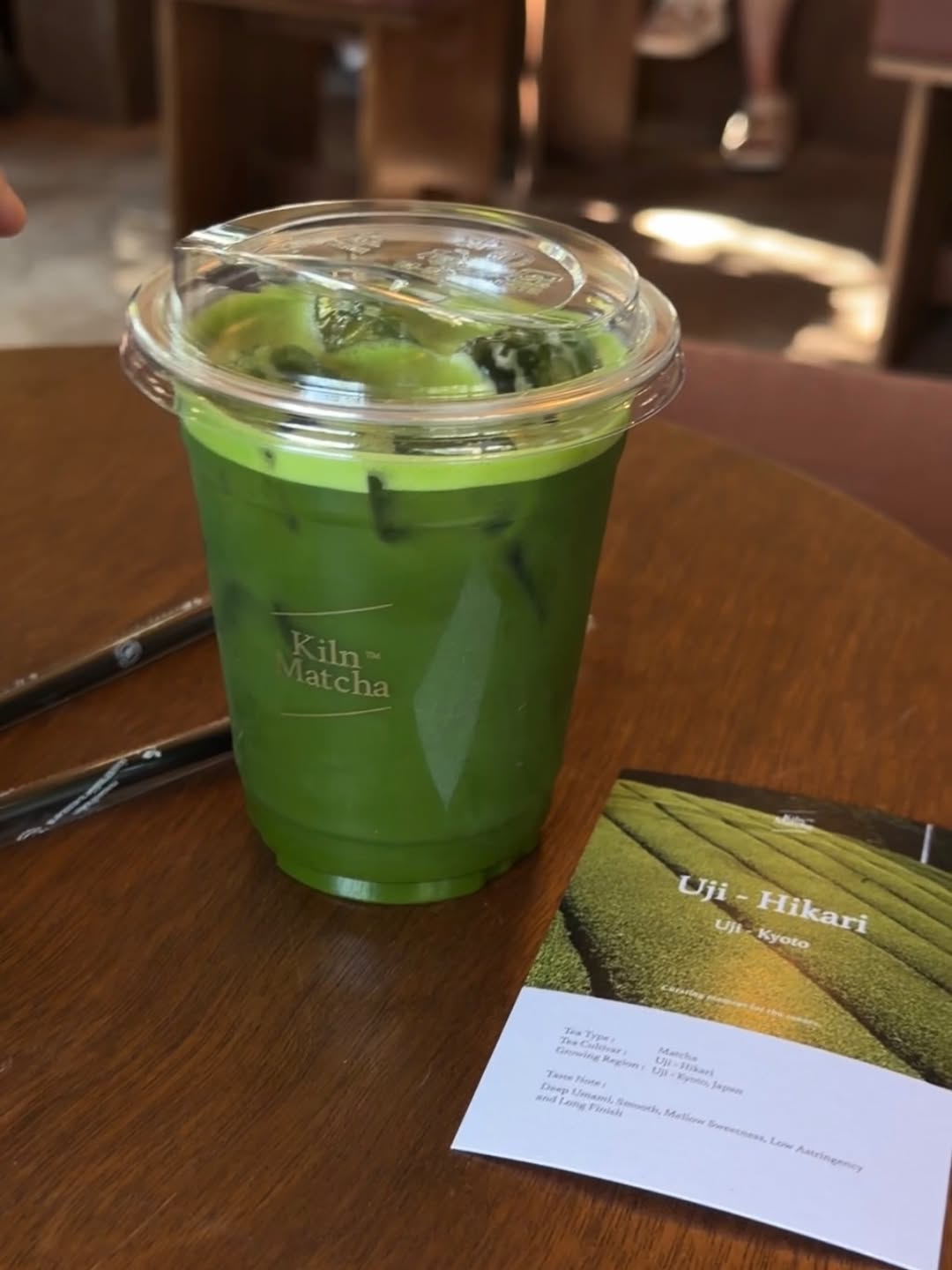 บัว - นลินทิพย์ สกุลอ่องอำไพ