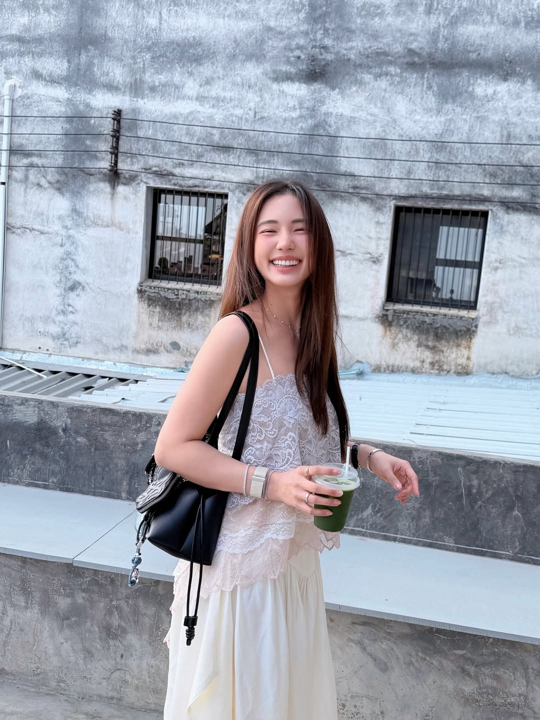 บัว - นลินทิพย์ สกุลอ่องอำไพ