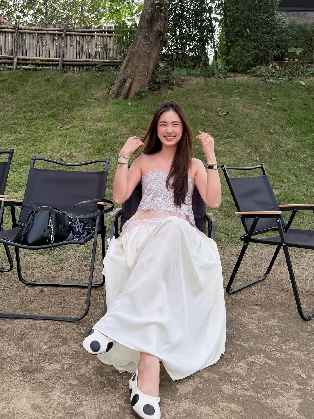 บัว - นลินทิพย์ สกุลอ่องอำไพ