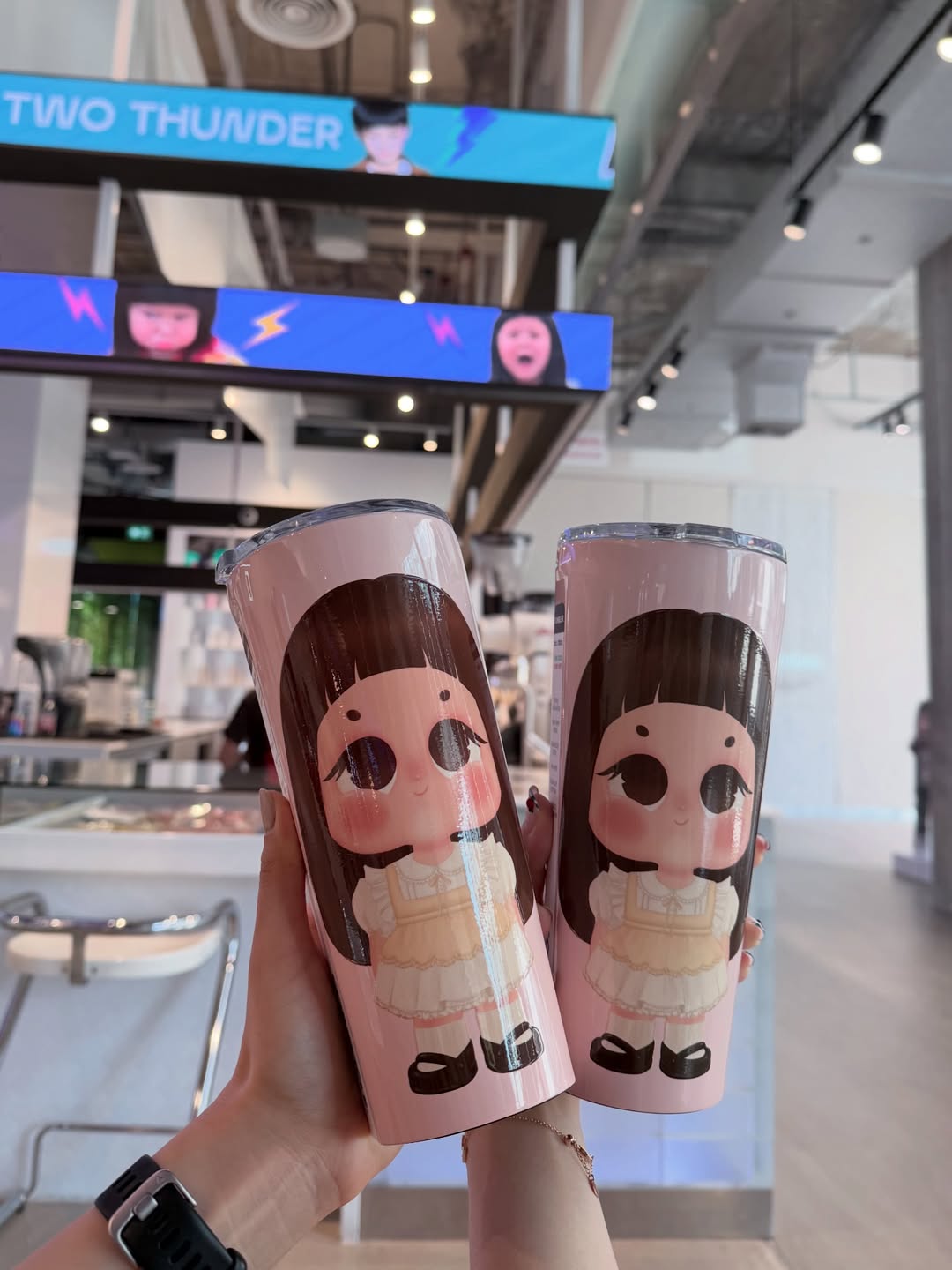 บัว - นลินทิพย์ สกุลอ่องอำไพ