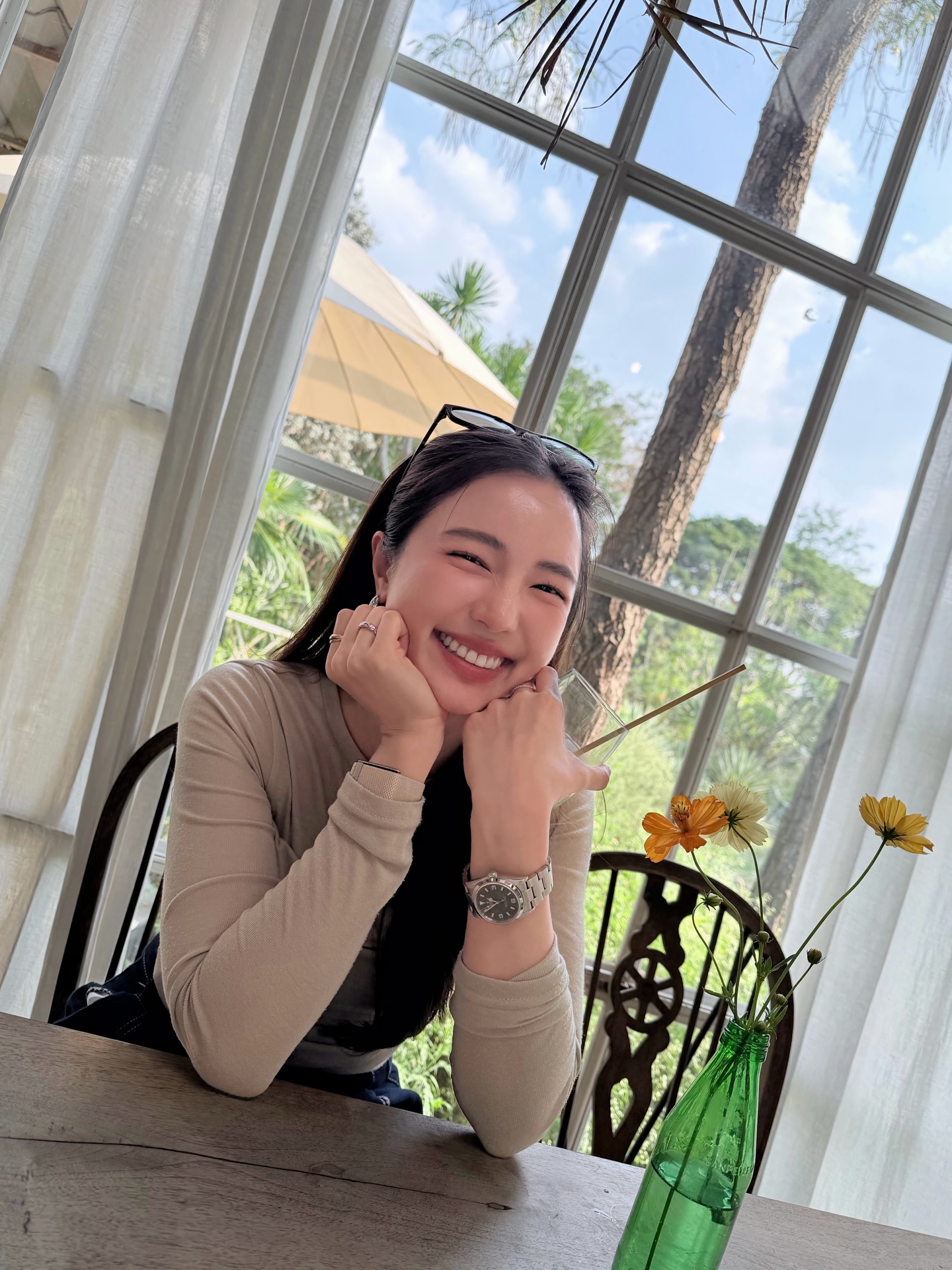 บัว - นลินทิพย์ สกุลอ่องอำไพ