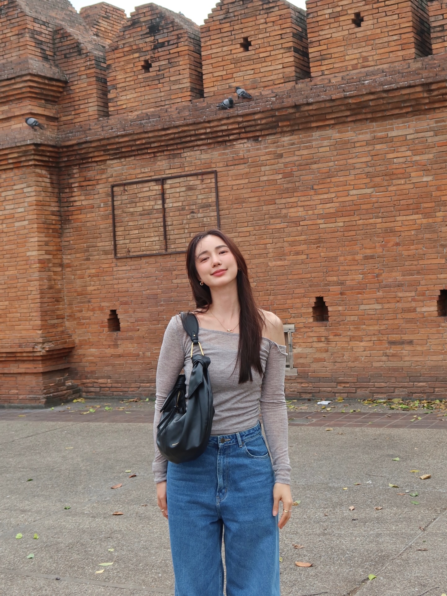 บัว - นลินทิพย์ สกุลอ่องอำไพ