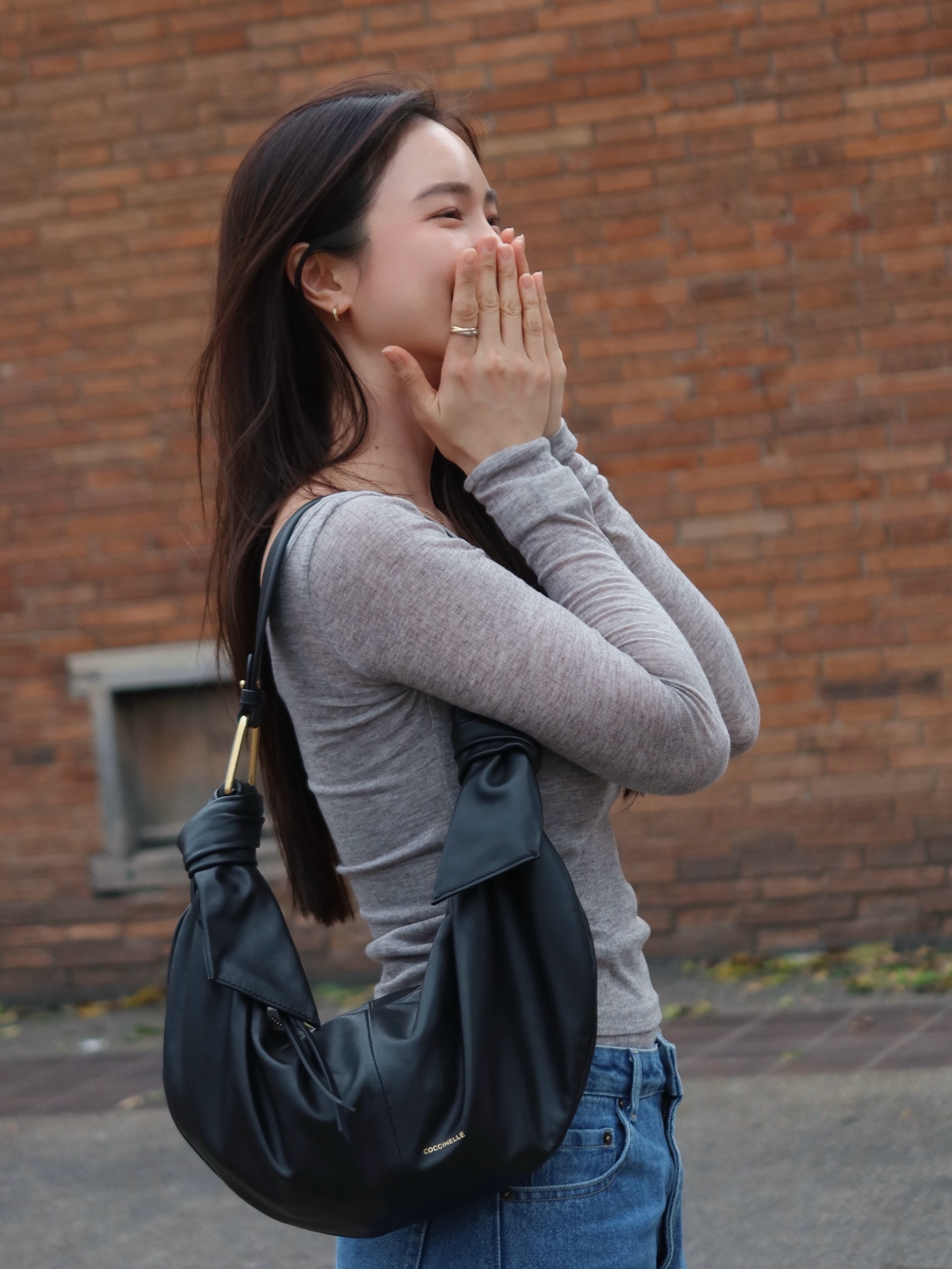 บัว - นลินทิพย์ สกุลอ่องอำไพ