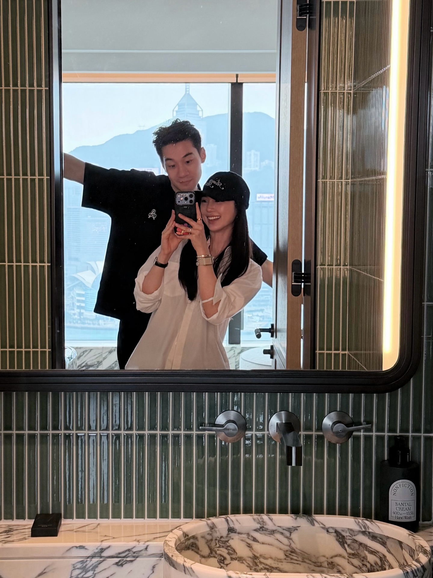 บัว - นลินทิพย์ สกุลอ่องอำไพ