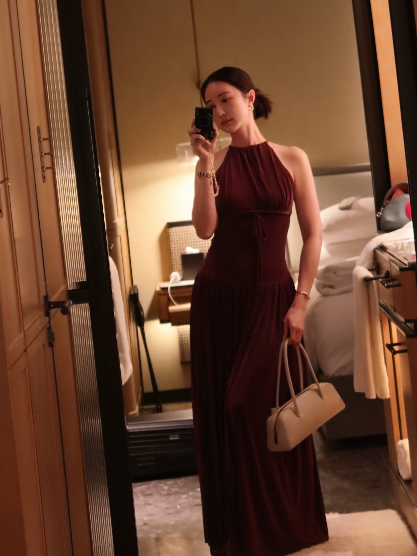 บัว - นลินทิพย์ สกุลอ่องอำไพ