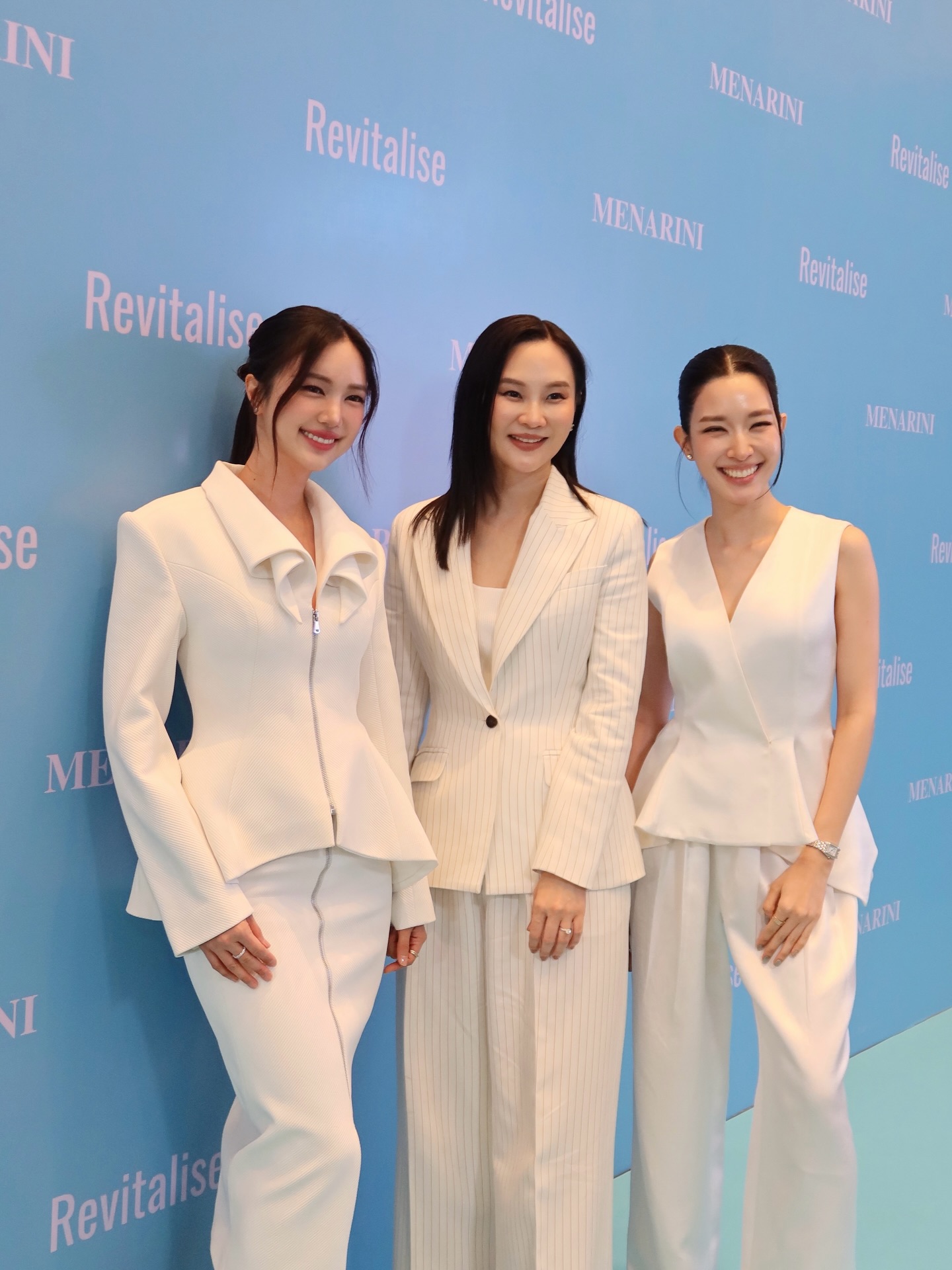 บัว - นลินทิพย์ สกุลอ่องอำไพ