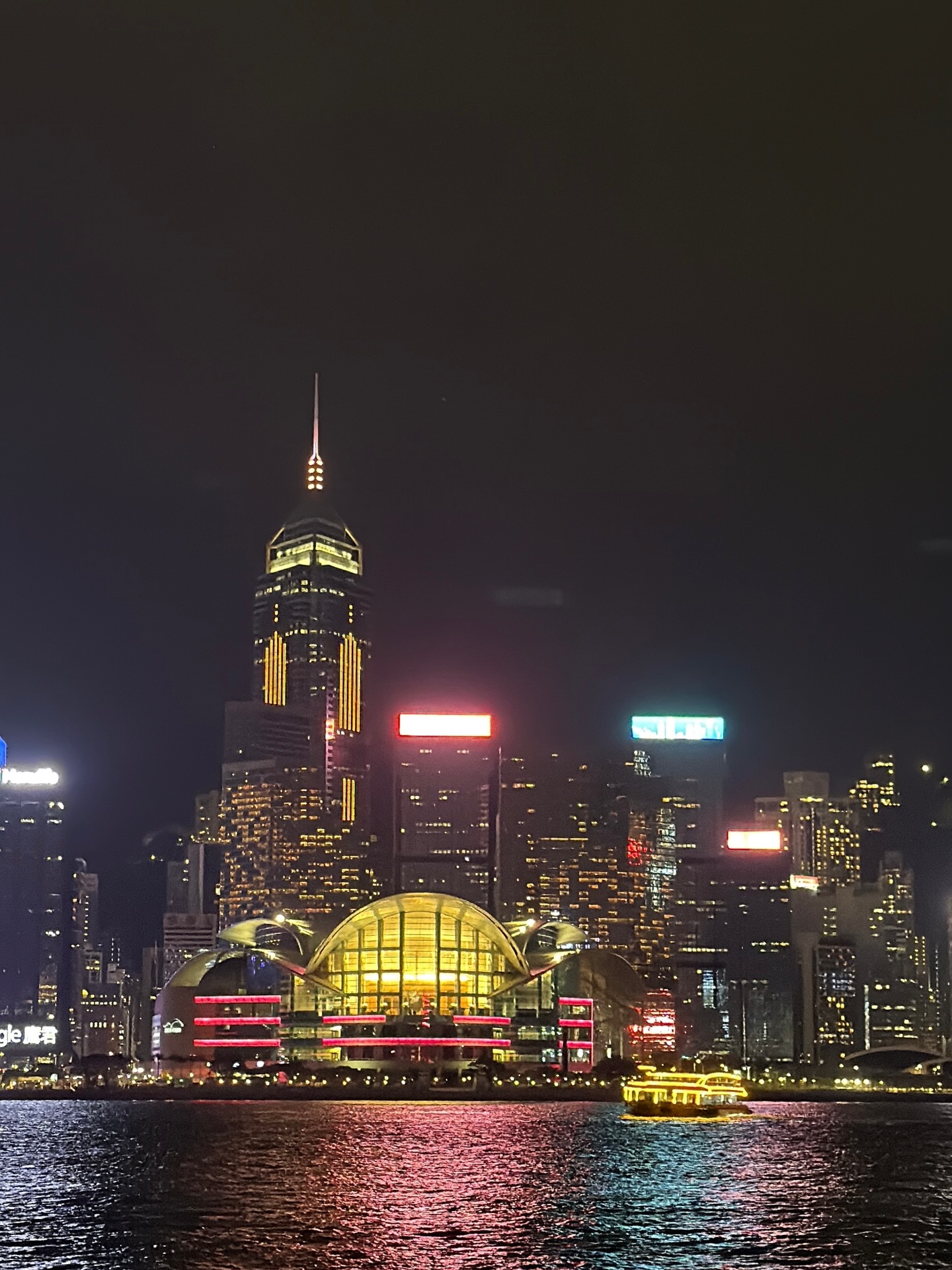 บัว - นลินทิพย์ สกุลอ่องอำไพ