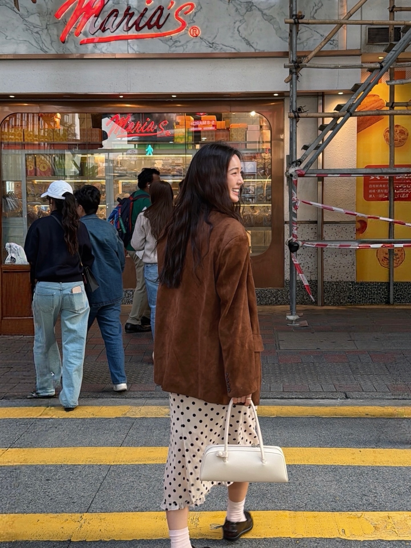 บัว - นลินทิพย์ สกุลอ่องอำไพ