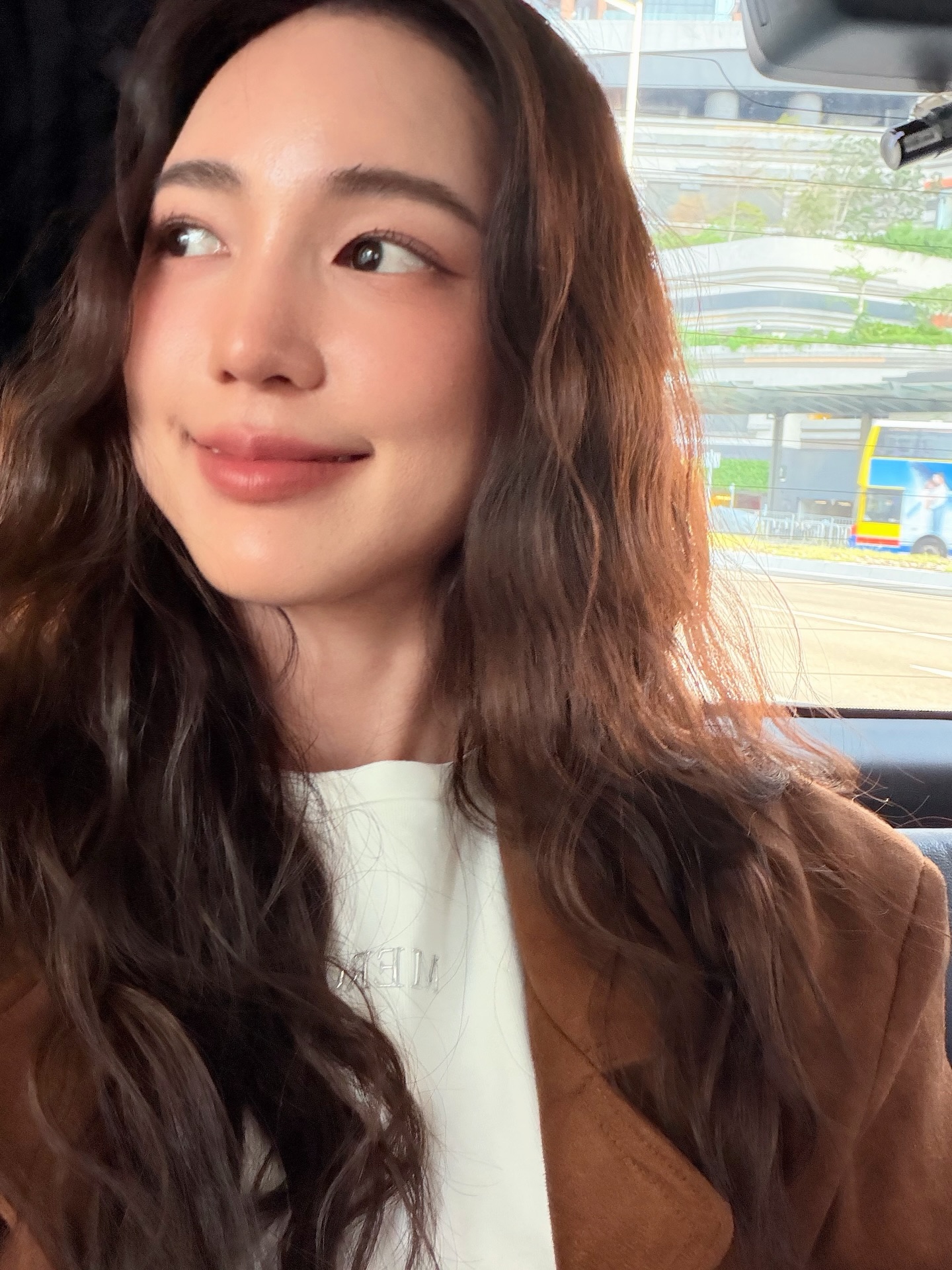 บัว - นลินทิพย์ สกุลอ่องอำไพ