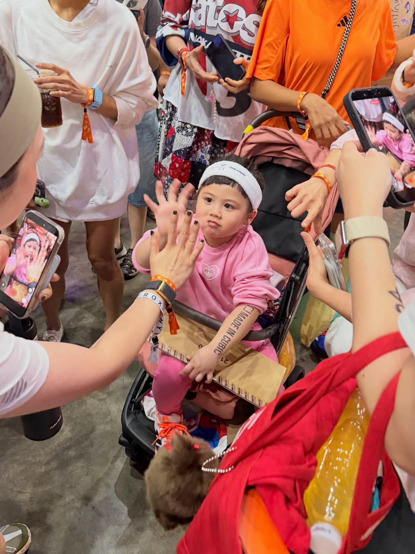 บัว - นลินทิพย์ สกุลอ่องอำไพ