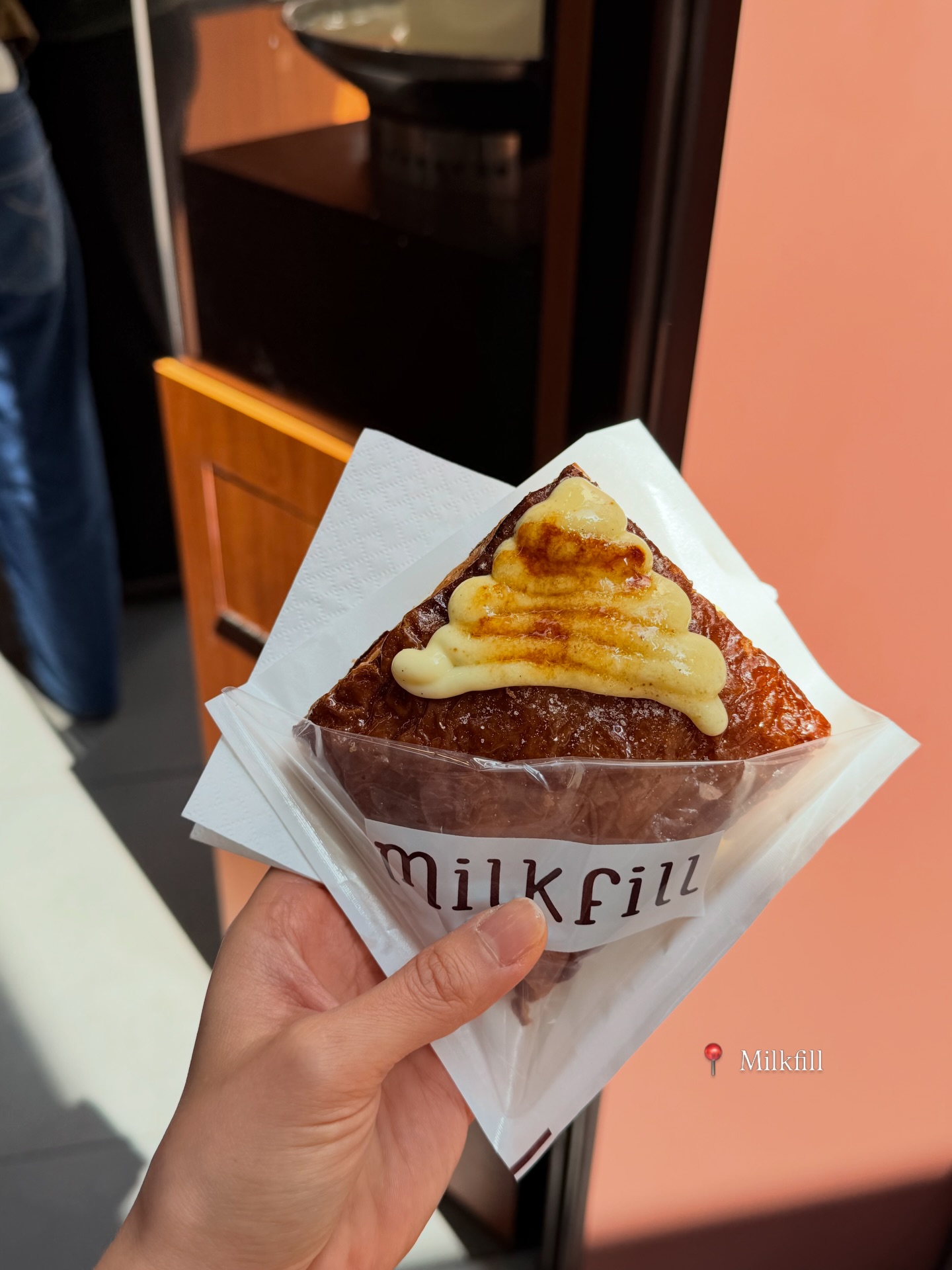 บัว - นลินทิพย์ สกุลอ่องอำไพ