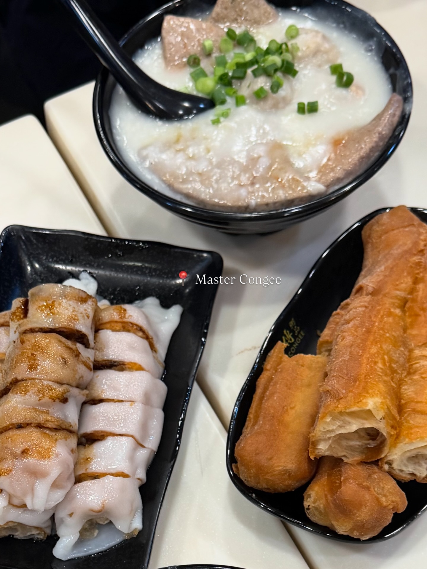 บัว - นลินทิพย์ สกุลอ่องอำไพ