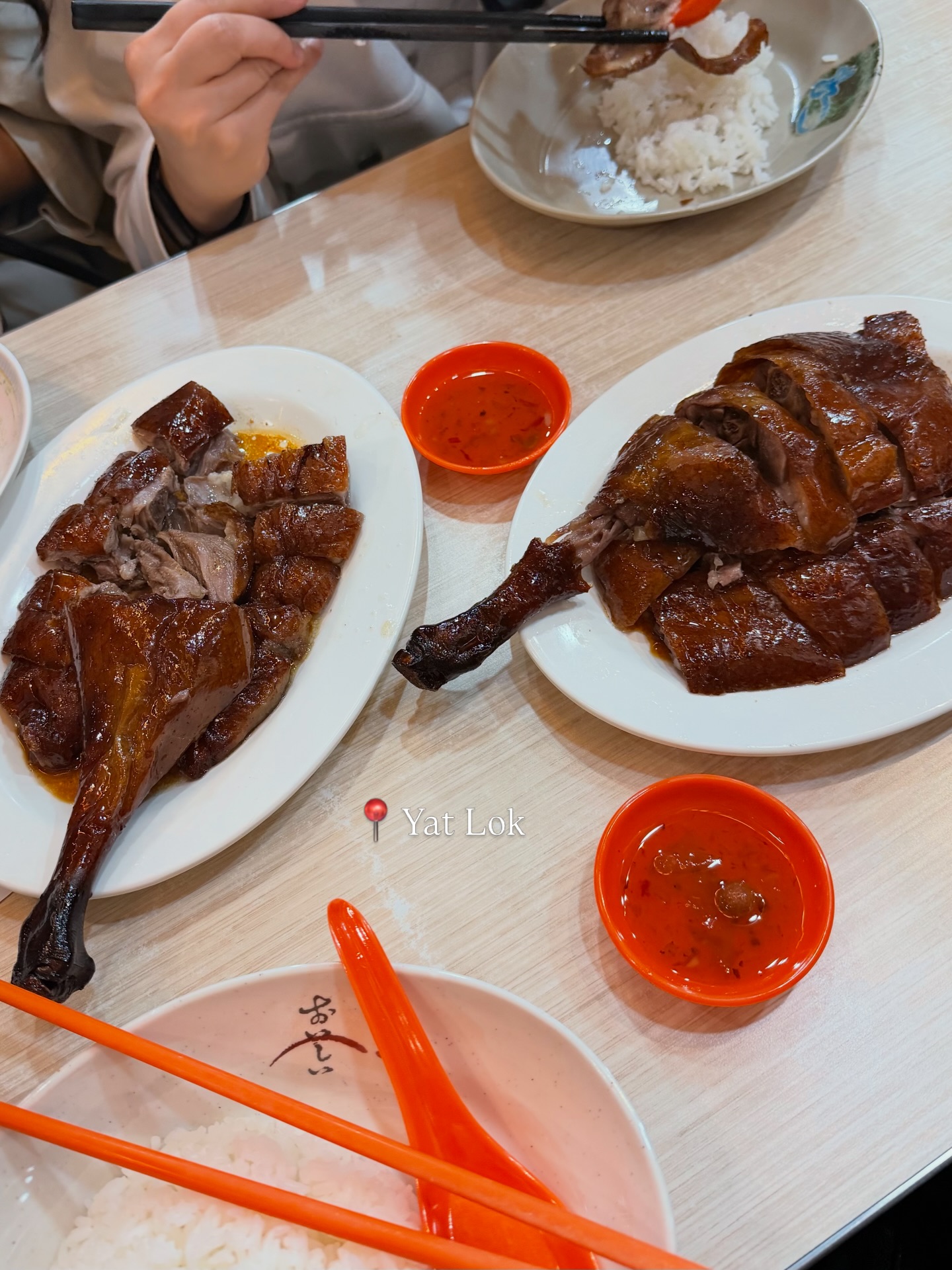 บัว - นลินทิพย์ สกุลอ่องอำไพ