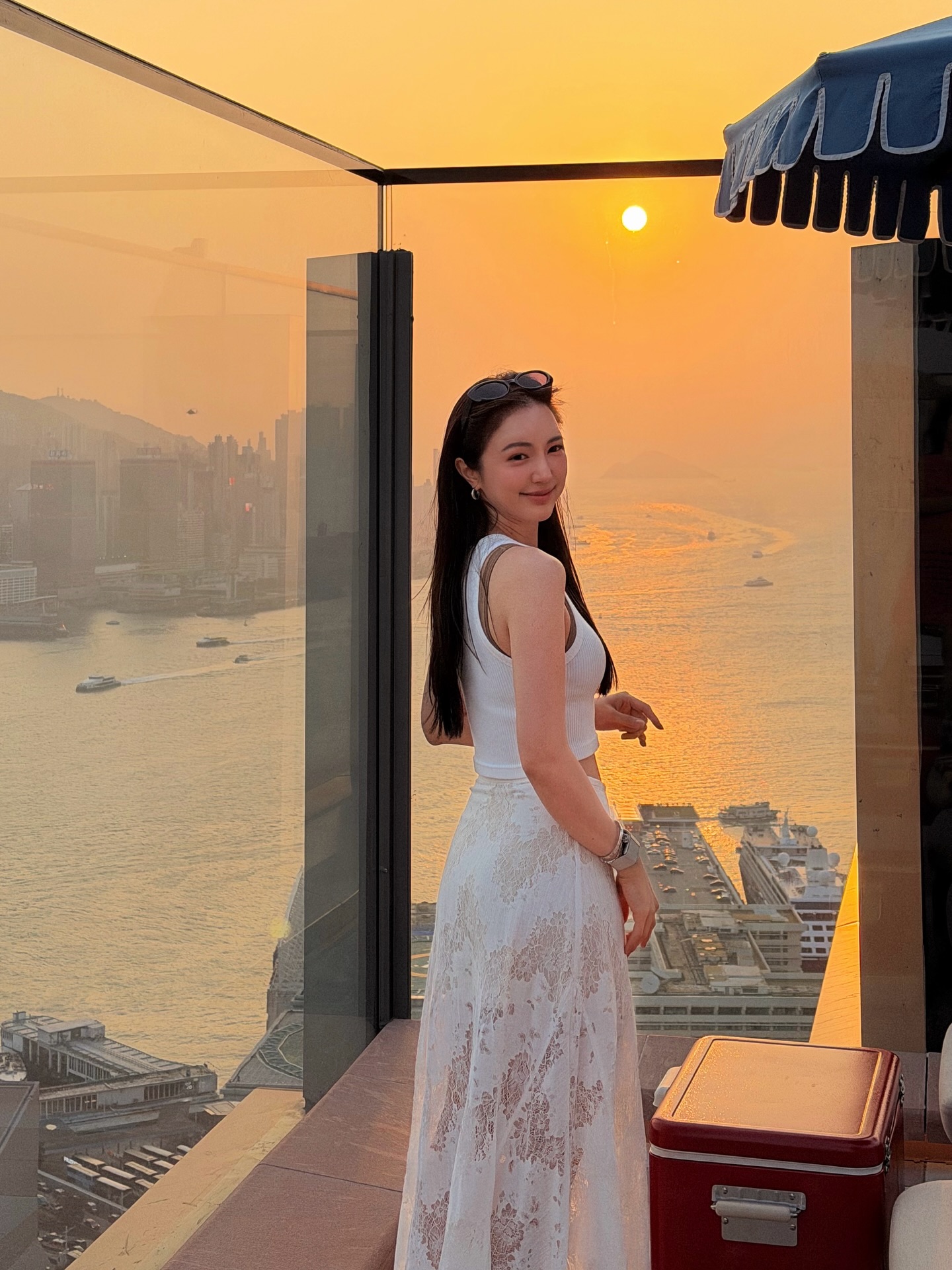 บัว - นลินทิพย์ สกุลอ่องอำไพ