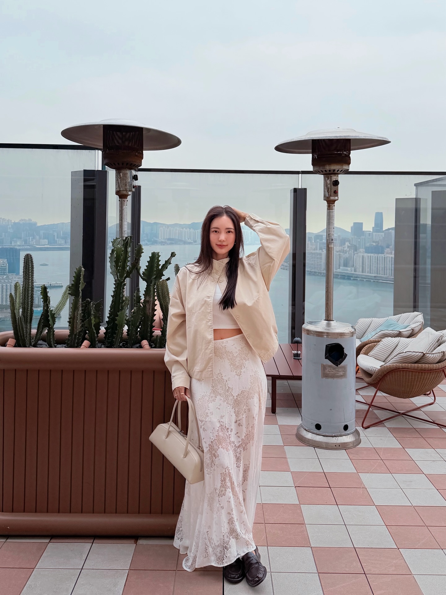 บัว - นลินทิพย์ สกุลอ่องอำไพ