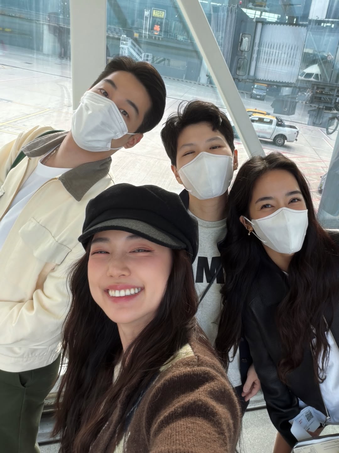 บัว - นลินทิพย์ สกุลอ่องอำไพ