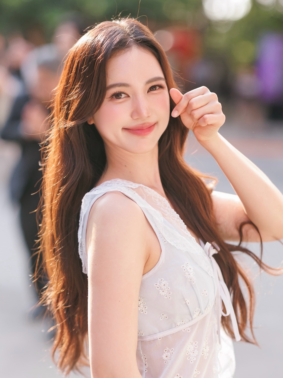 บัว - นลินทิพย์ สกุลอ่องอำไพ