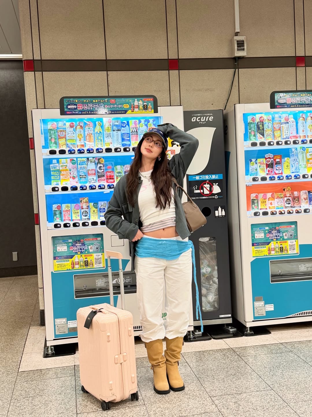 บัว - นลินทิพย์ สกุลอ่องอำไพ