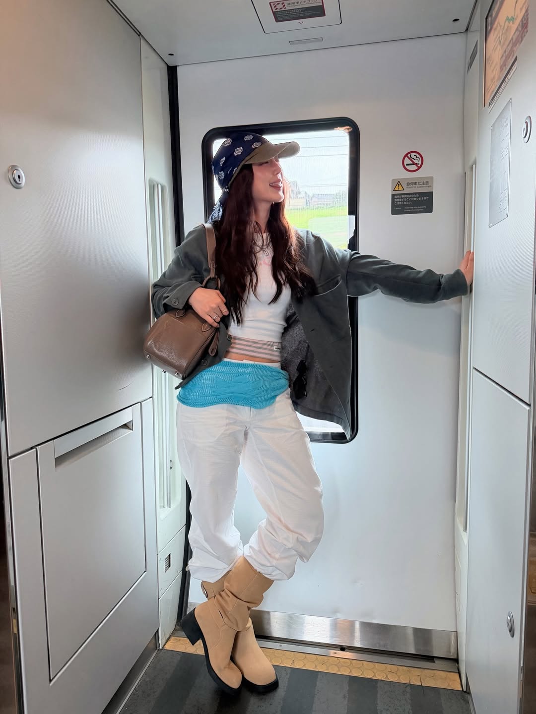 บัว - นลินทิพย์ สกุลอ่องอำไพ