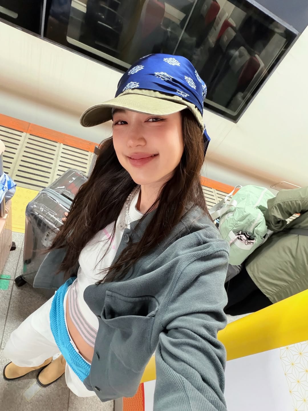 บัว - นลินทิพย์ สกุลอ่องอำไพ